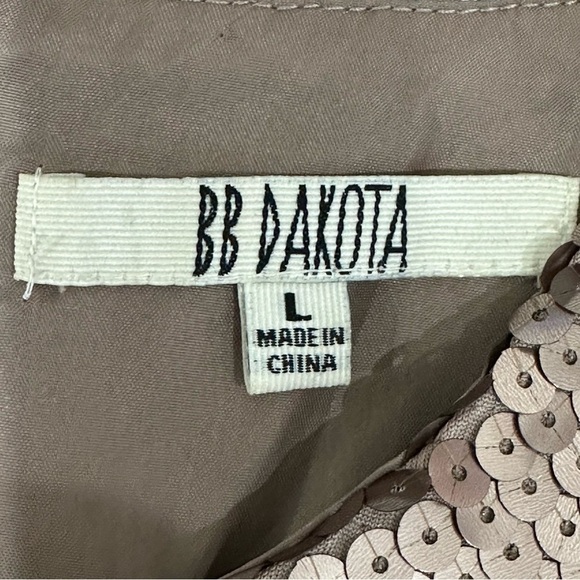 BB Dakota Rose Gold All Over Sequin Mini Dress BodyCon 3/4 sleeve - Picture 6 of 8